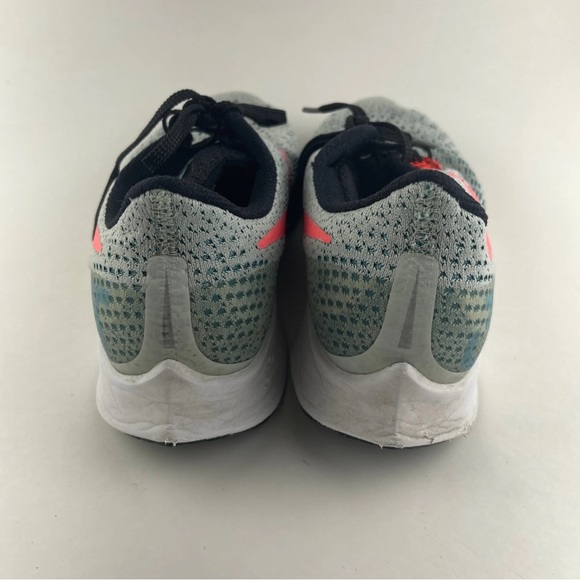 Nike Women's Air Zoom Pegasus 35 Athletic Shoes in Gray and Coral - Picture 6 of 8